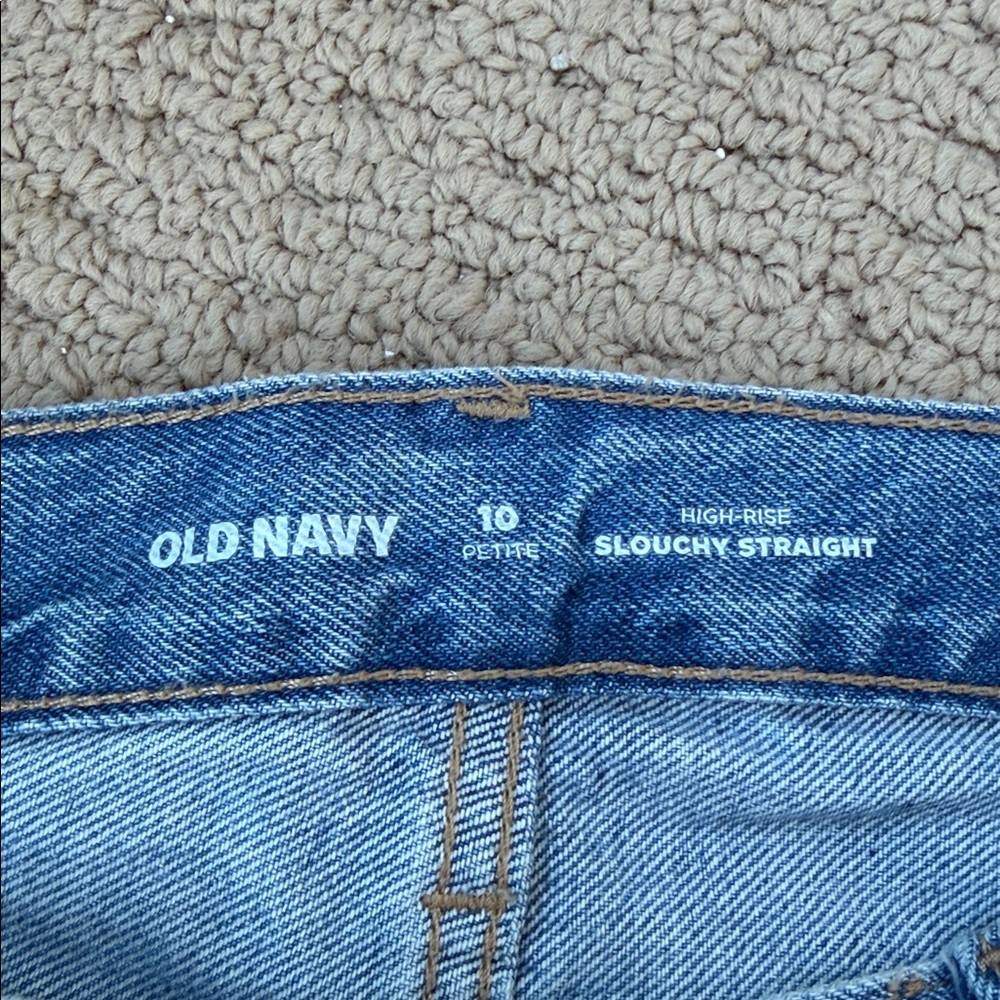 Old Navy Button-fly High Rise Sloughy Ripped Straight Crop Jeans - Picture 5 of 12